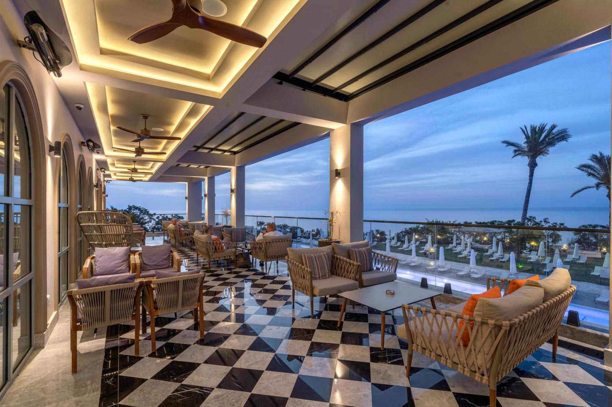 Merit Park Hotel Casino & Spa Kyrenia  Eksteriør billede